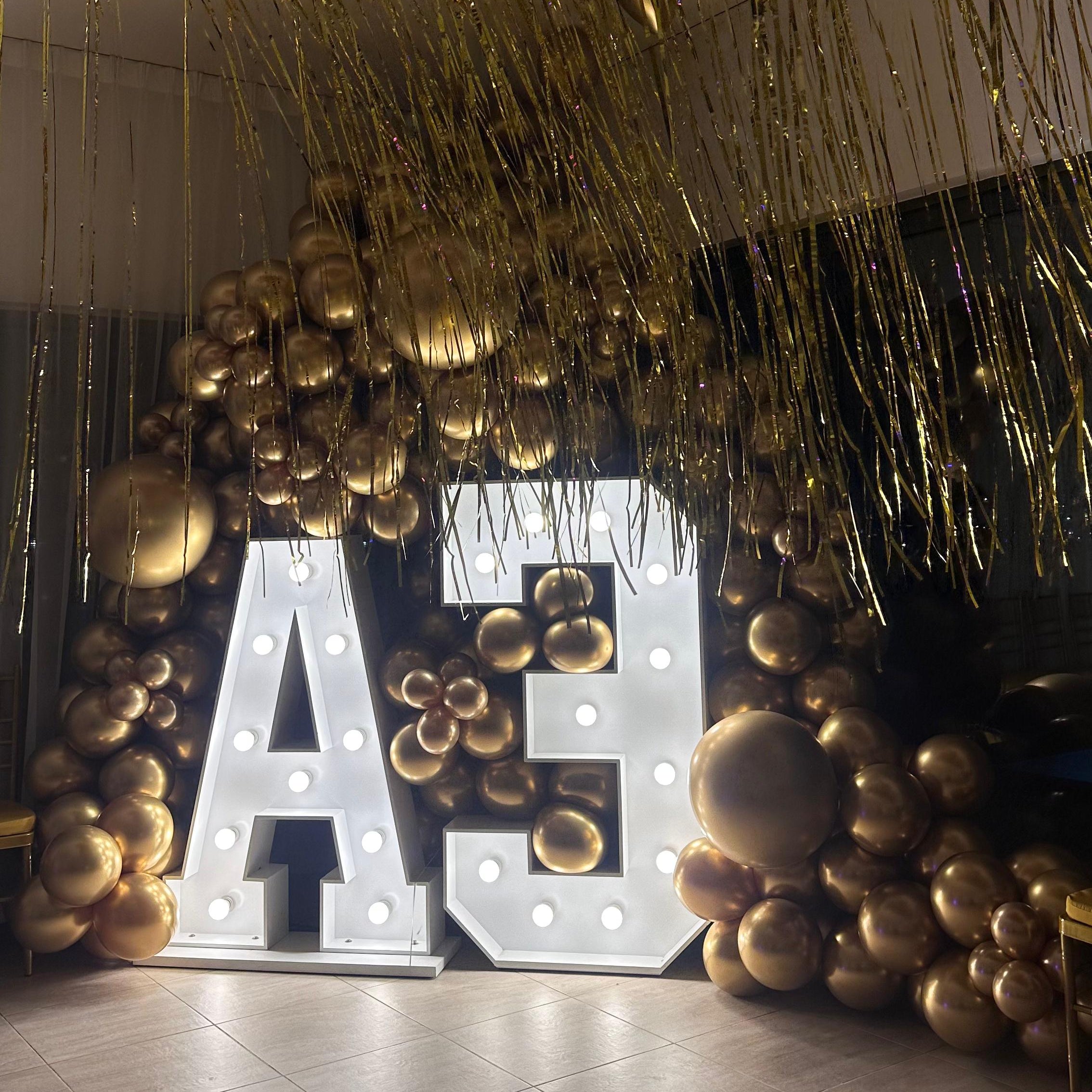 Marquee Numbers and Garland