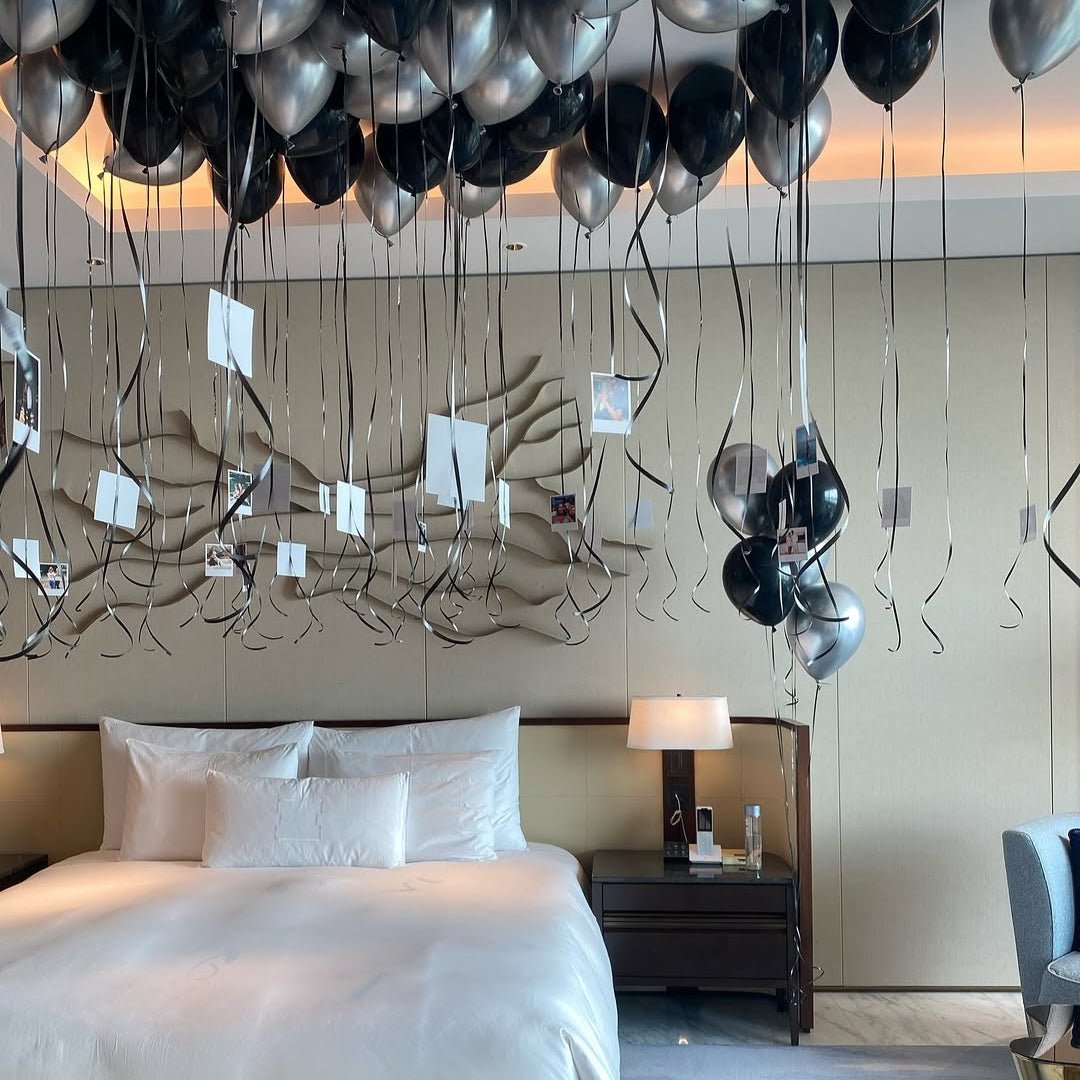 Hanging Polaroids - The Pop Shop Dubai / Luxury Balloon Decor