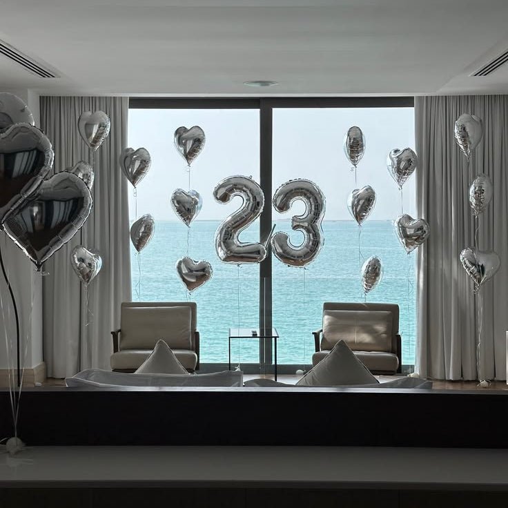 Heart Wall Package - The Pop Shop Dubai / Luxury Balloon Decor