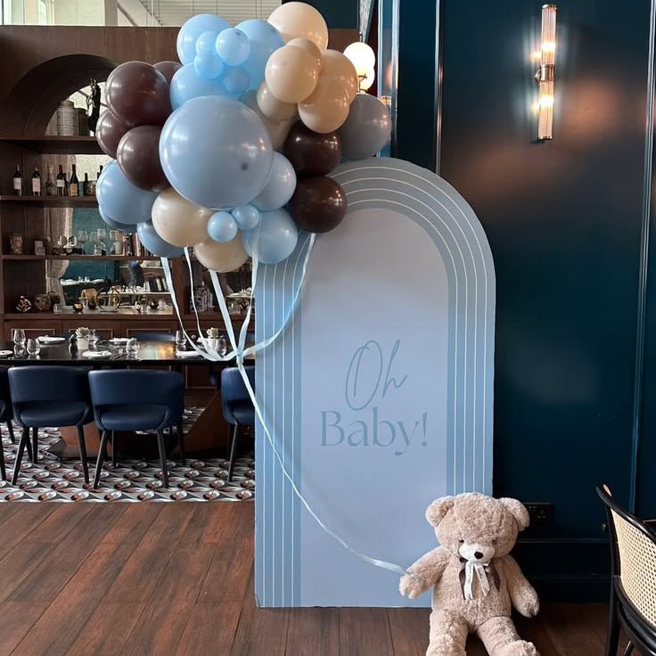 Oh Baby! Flying Teddy Baby Welcome Balloon Decor - The Pop Shop Dubai / Luxury Balloon Decor