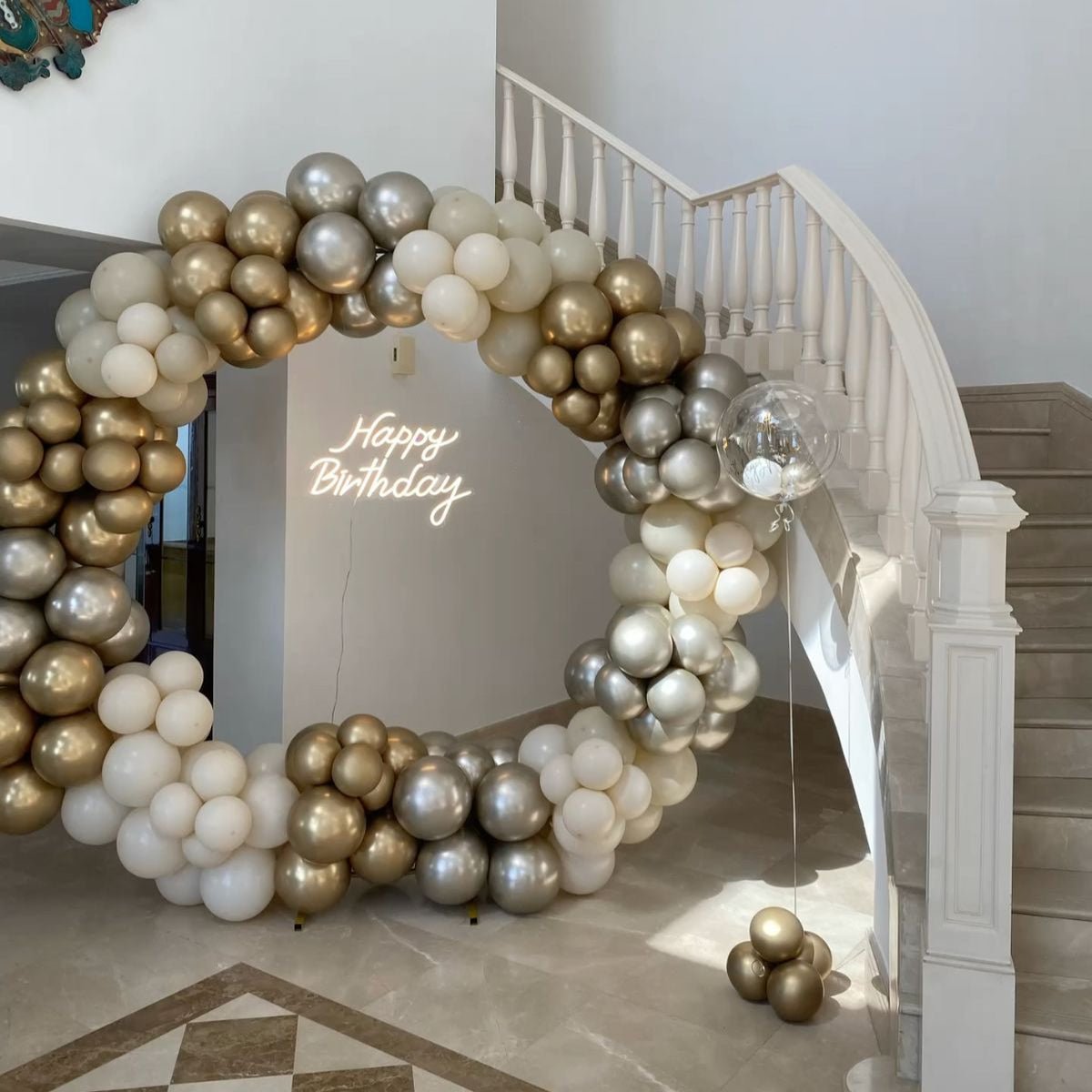 Ring Garland with Stand - The Pop Shop Dubai / Luxury Balloon Decor