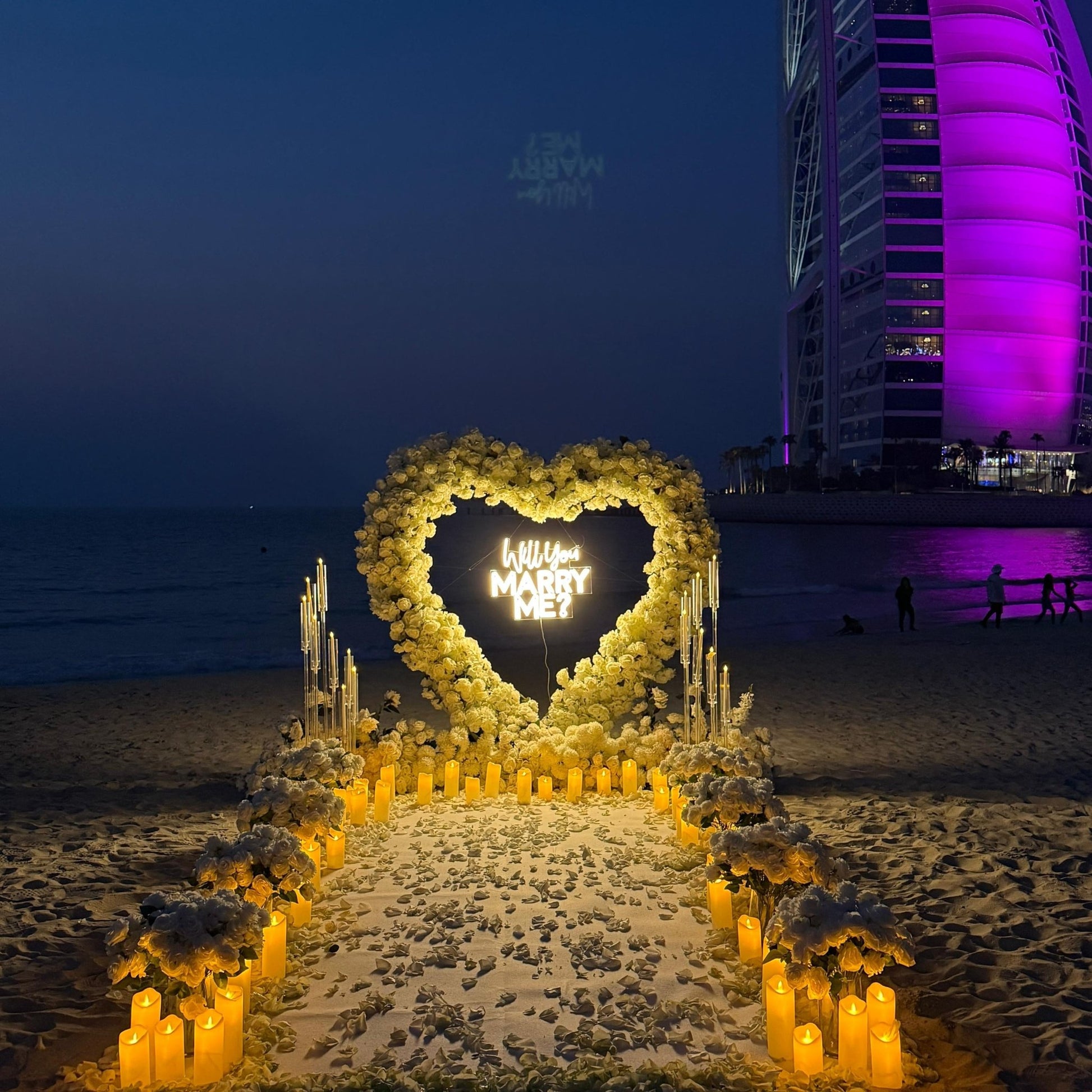 The Dubai Proposal Package - The Pop Shop Dubai / Luxury Balloon Decor
